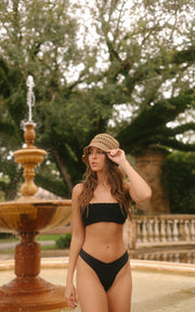 OBSIDIAN MACRAME STRAPLESS AlmaMía Store